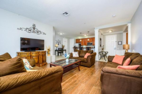 New Beautiful Lakeview Condo Near The Parks - 1026